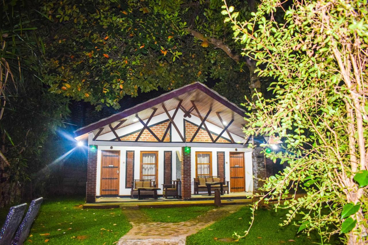 Green Cottage Anuradhapura Exterior photo
