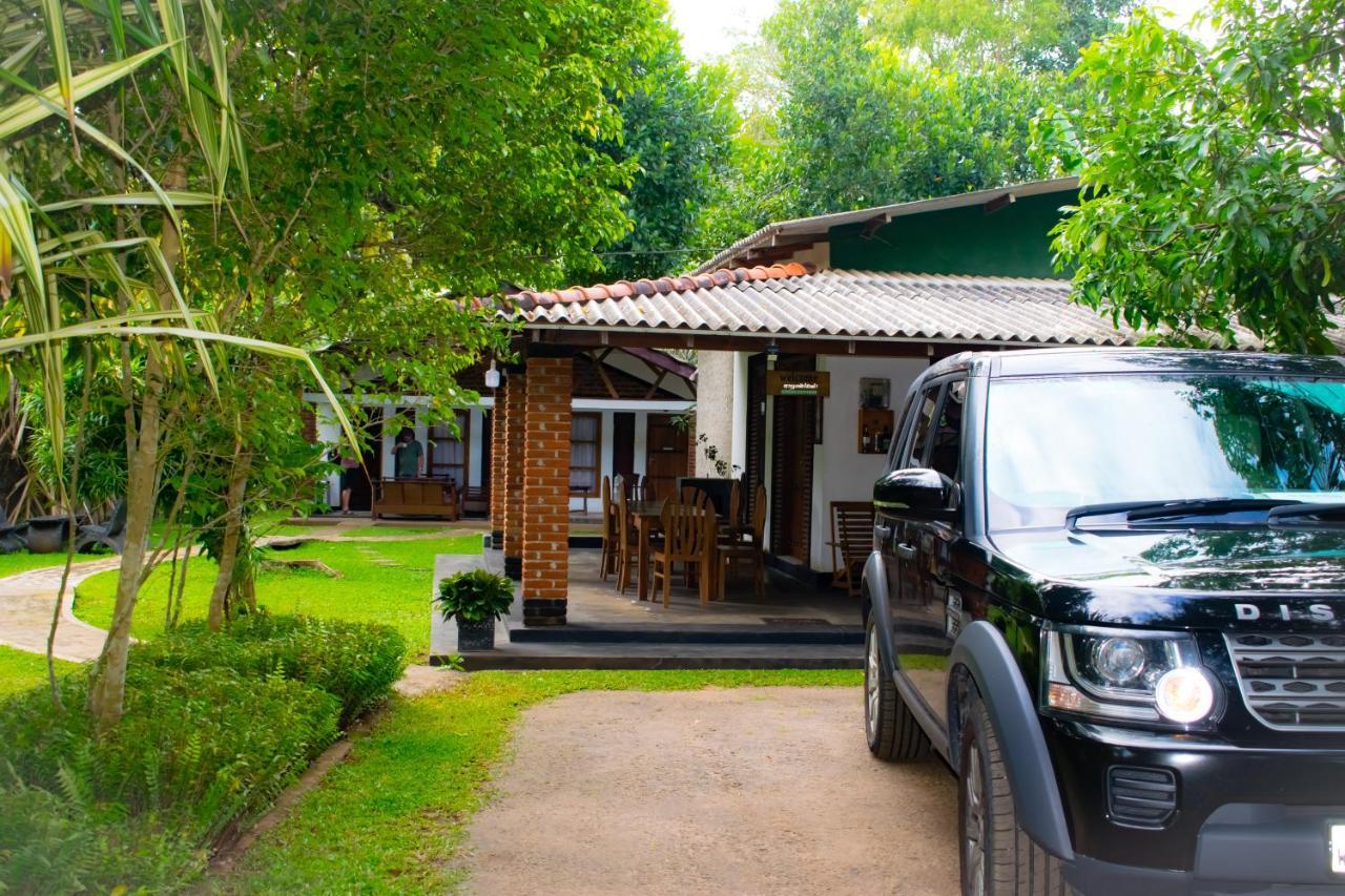 Green Cottage Anuradhapura Exterior photo