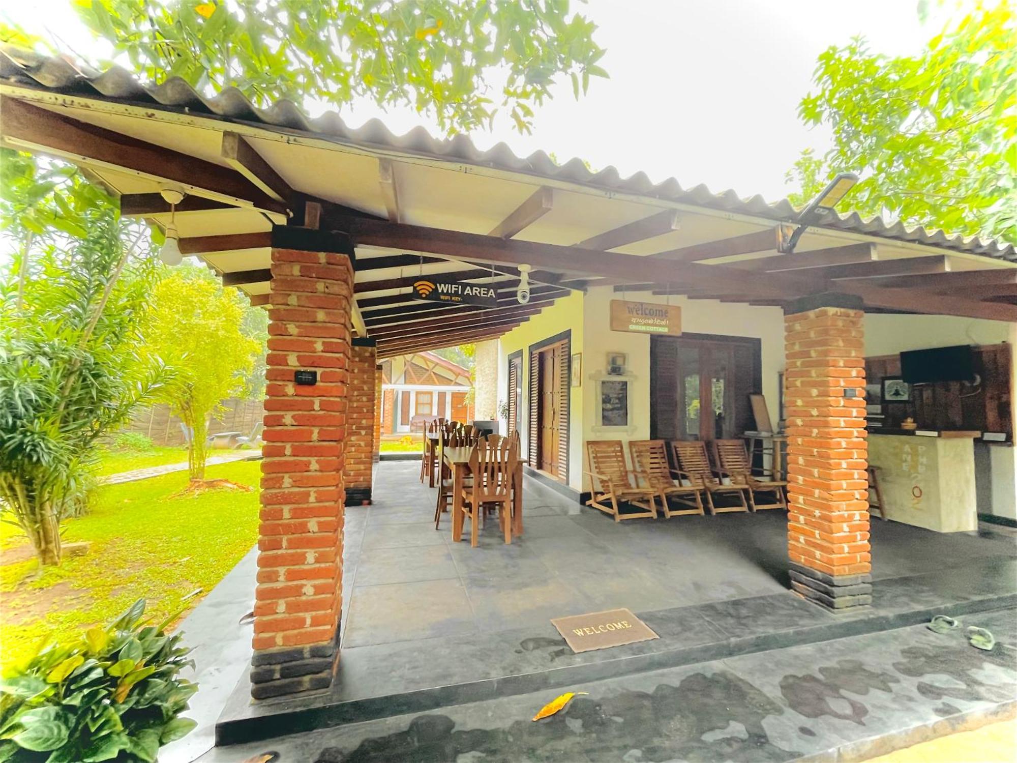 Green Cottage Anuradhapura Exterior photo